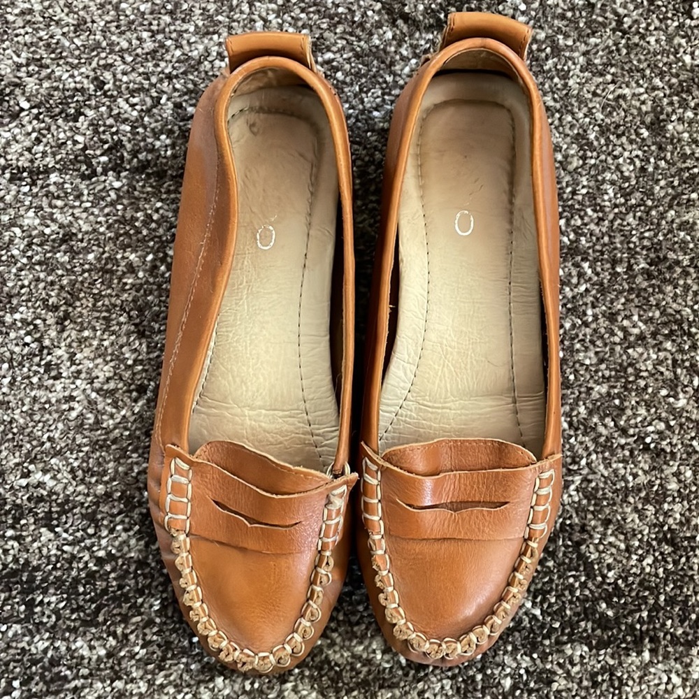 Women’s Aldo driving penny loafers saddle light brown size 6 EUC - Picture 3 of 6